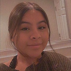 Meet your Posher, Jasmine